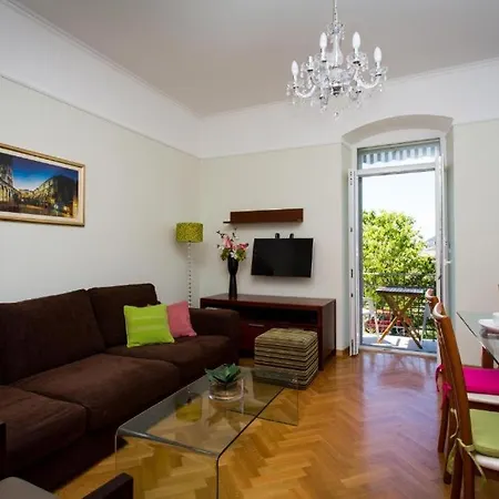 Pietra Apartment